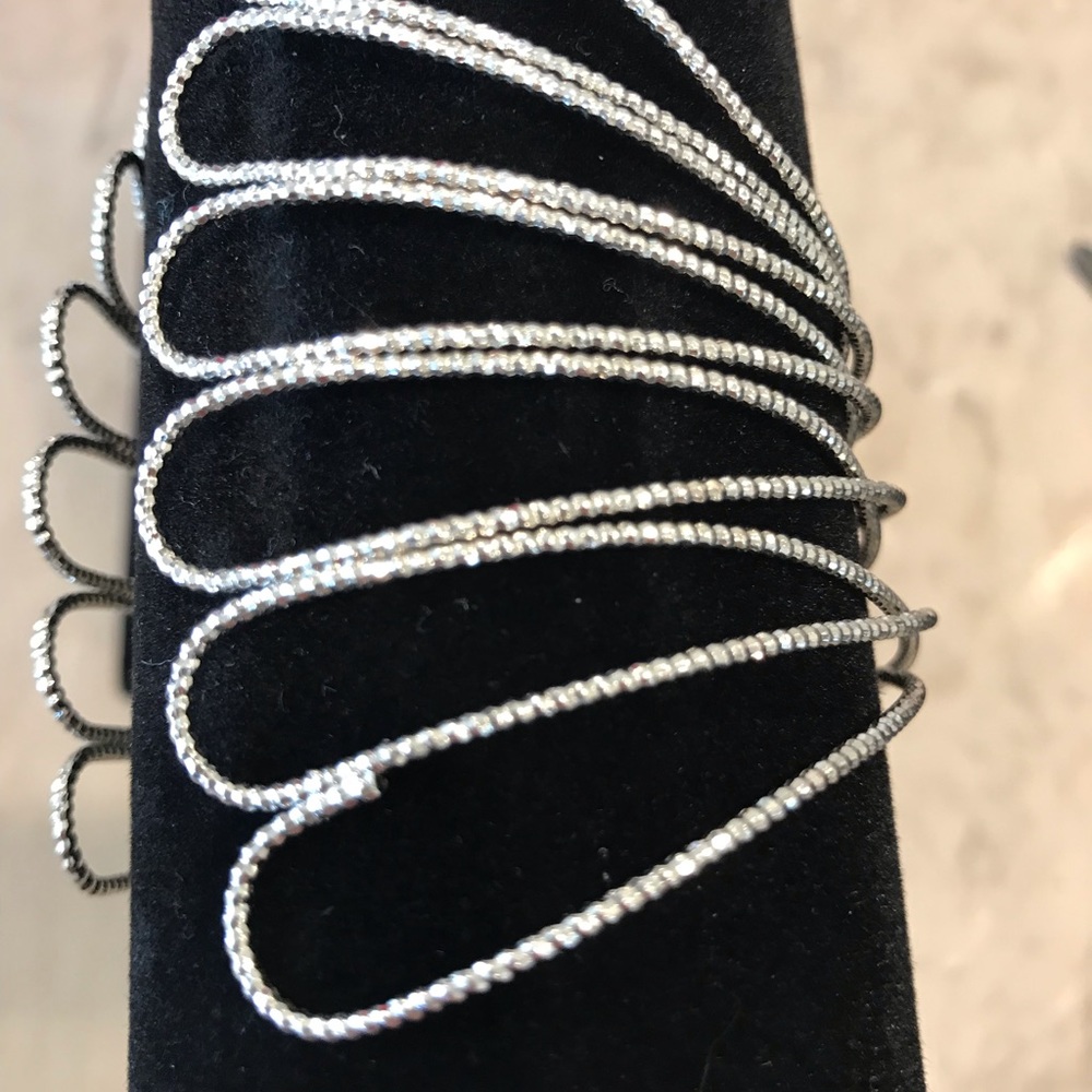 Pretty Rhinestone cuff bracelet - Picture 3 of 4